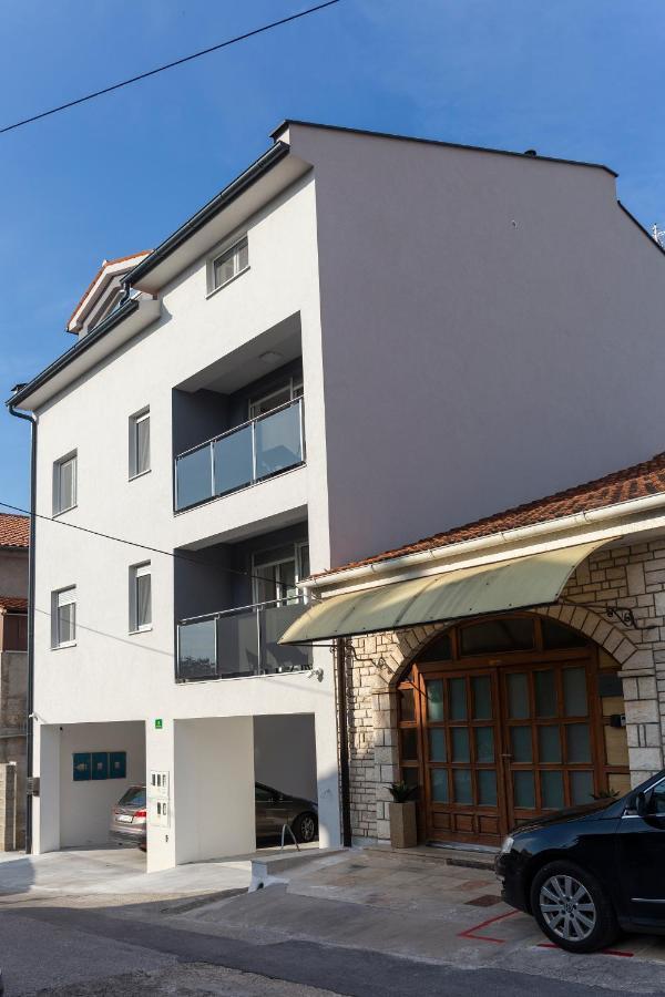 City Apartments Silver Pula Zewnętrze zdjęcie