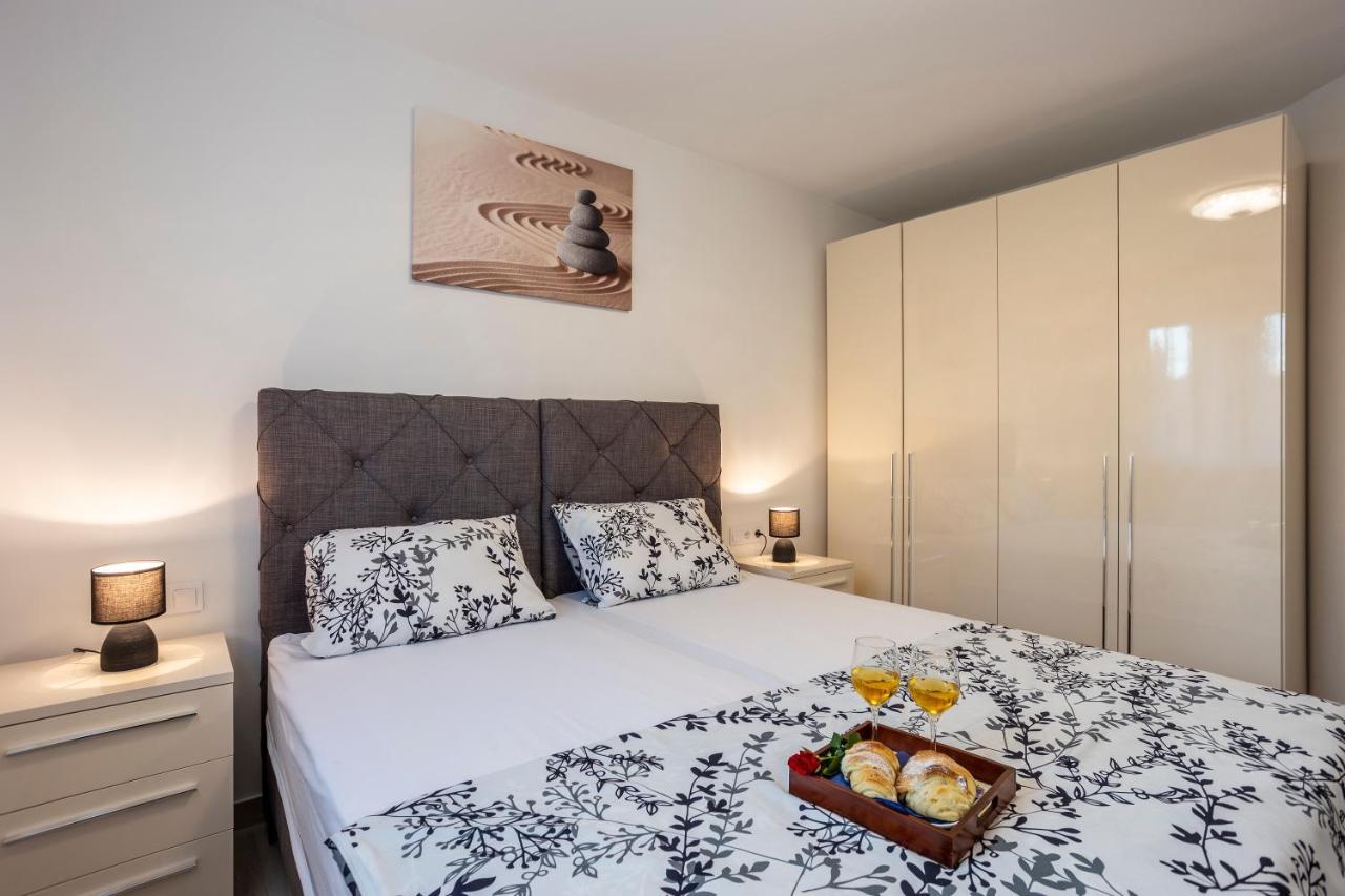 City Apartments Silver Pula Zewnętrze zdjęcie