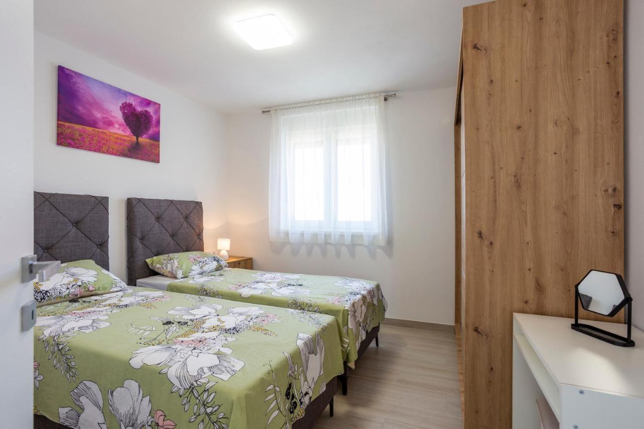 City Apartments Silver Pula Zewnętrze zdjęcie