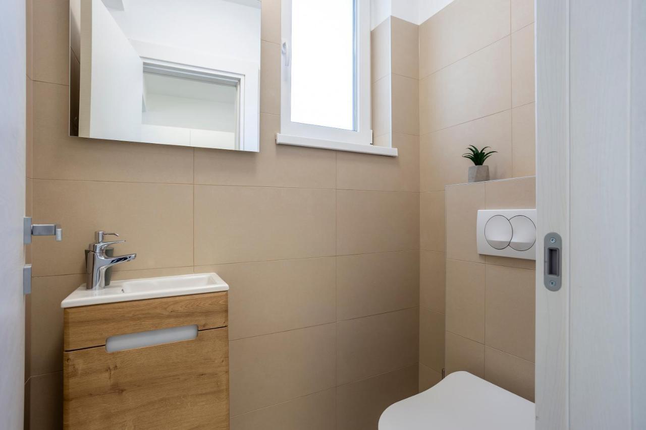 City Apartments Silver Pula Zewnętrze zdjęcie