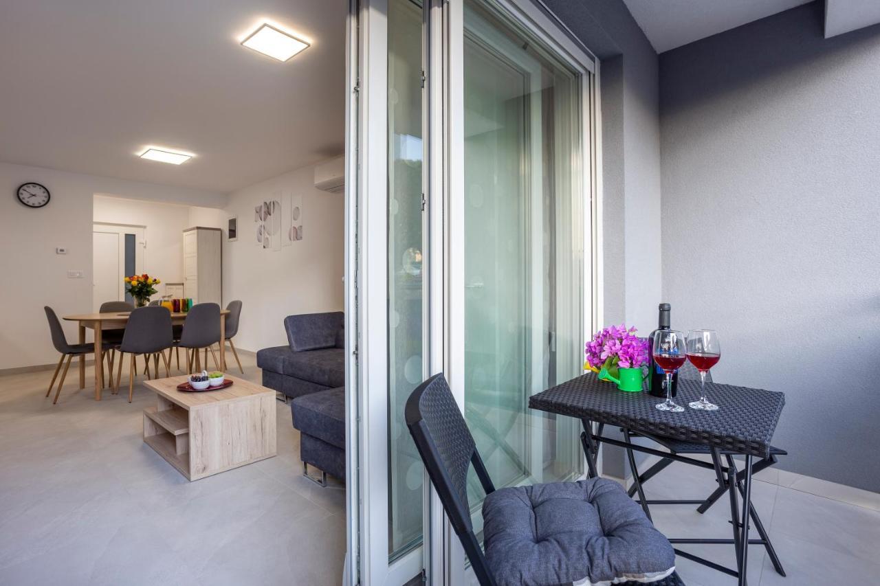 City Apartments Silver Pula Zewnętrze zdjęcie