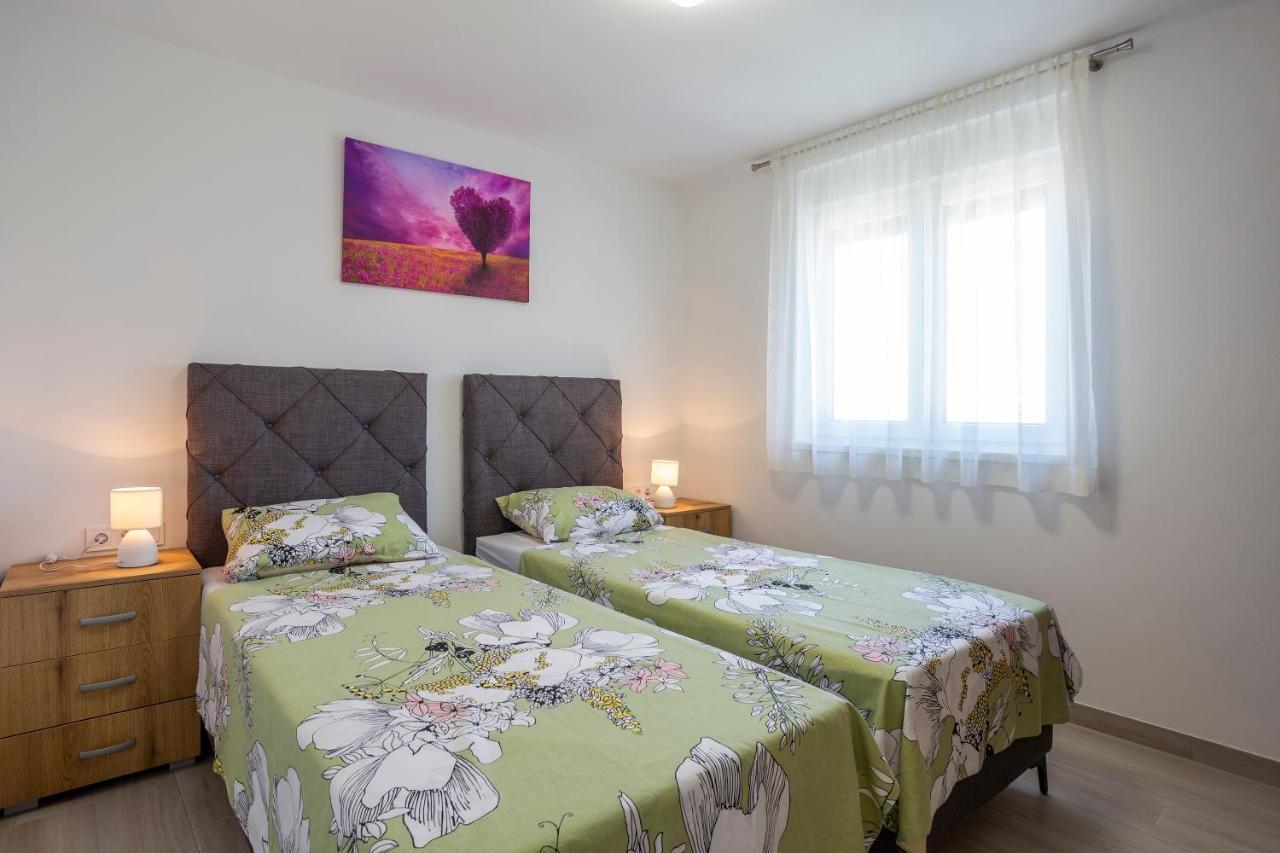 City Apartments Silver Pula Zewnętrze zdjęcie